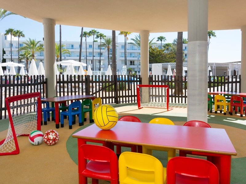 Protur Vista Badía Aparthotel 25