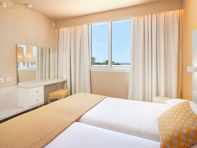 Protur Vista Badía Aparthotel 31