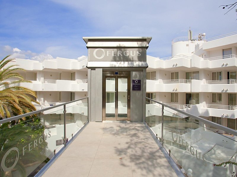 FERGUS Style Cala Blanca Suites