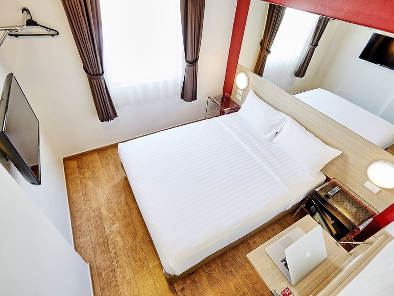 RED Planet Patong 10