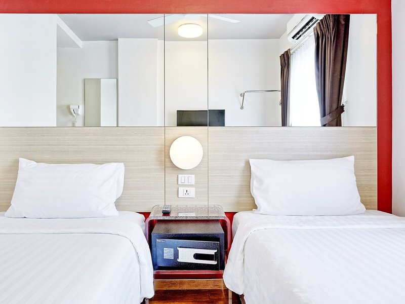 RED Planet Patong 28