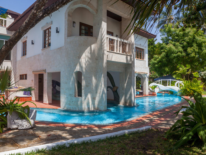 The Maji Beach Boutique Hotel 17