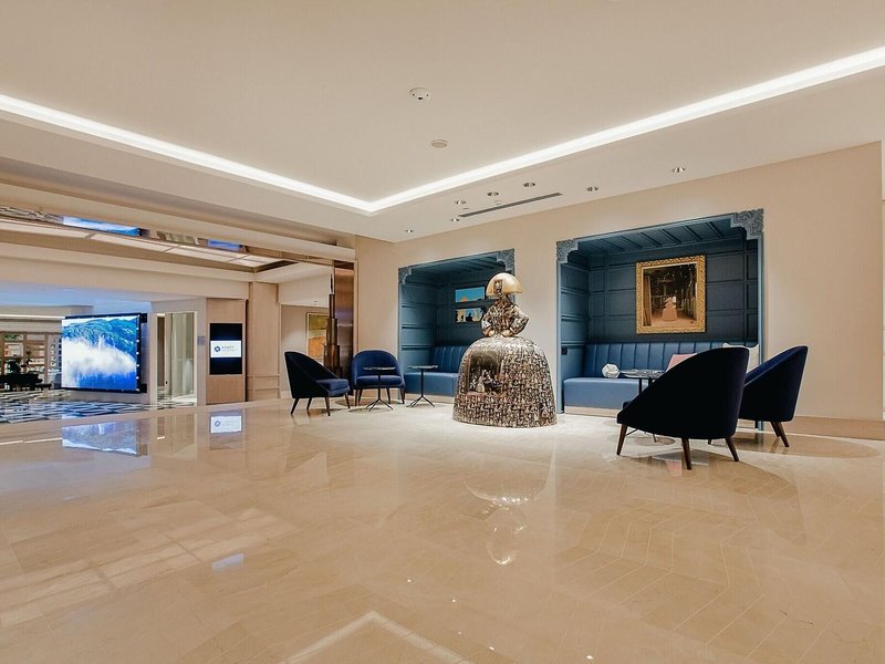 Hesperia Madrid 13