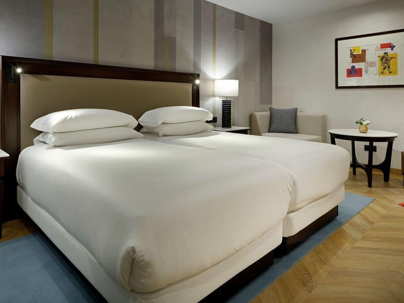 Hesperia Madrid 35