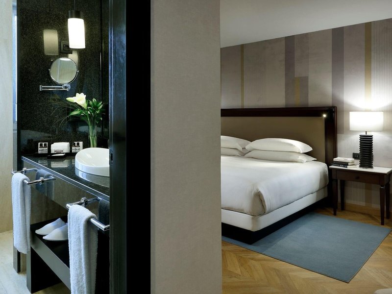 Hesperia Madrid 36