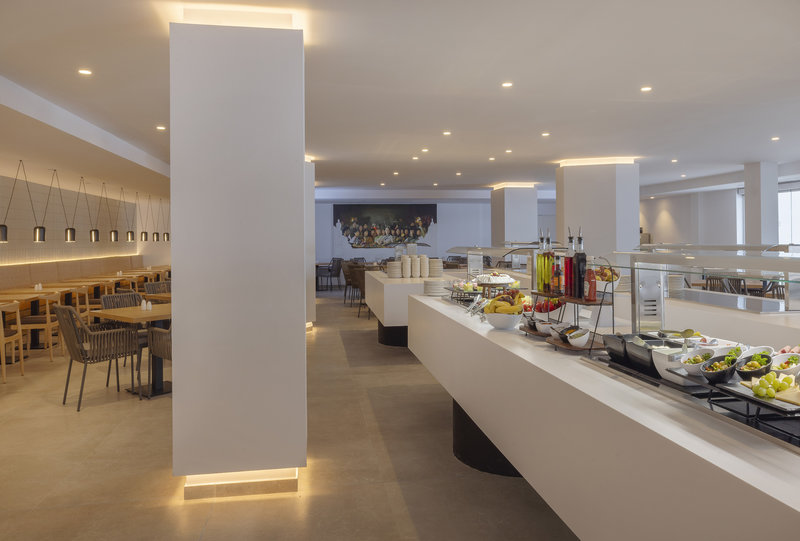 HM Isabela - Adults Only 4