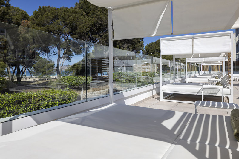 HM Isabela - Adults Only 24