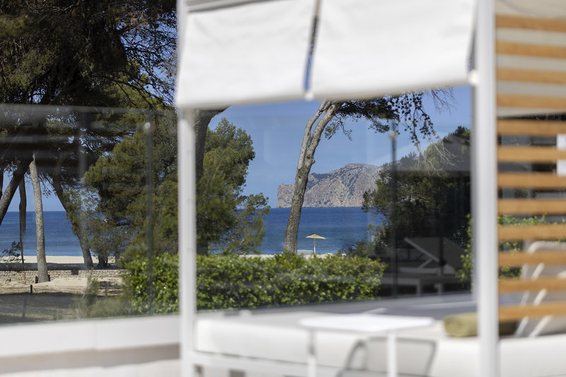 HM Isabela - Adults Only 25