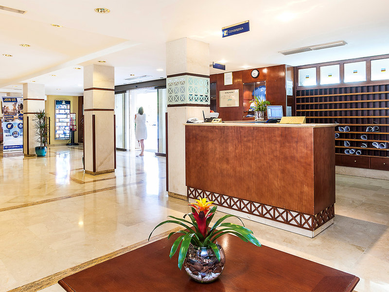 Globales Playa Santa Ponsa 8