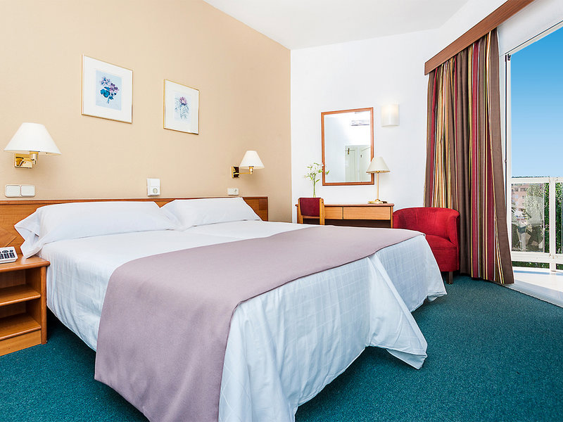 Globales Playa Santa Ponsa 10