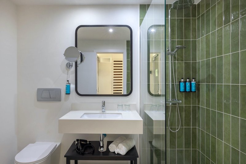 Be Live Experience La Nina 13