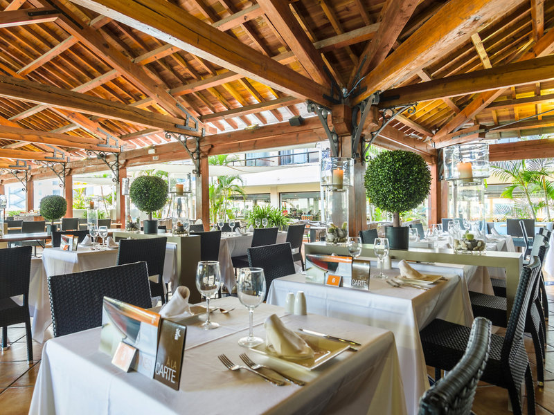 ZAFIRO Rey Don Jaime 9 - Restaurant