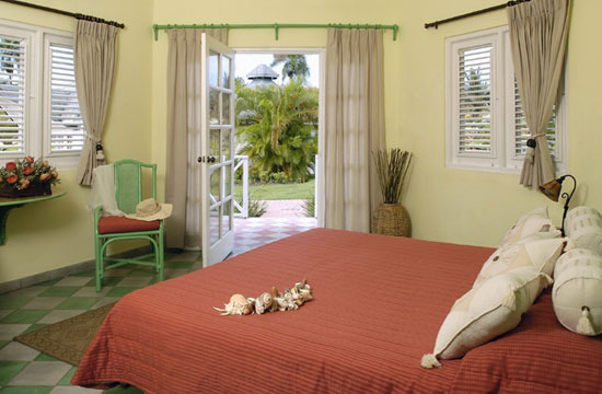 Lifestyle Crown & Residence Suites 3