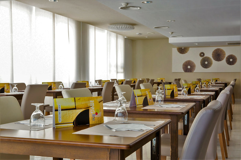 Hotel Brisa Marina 9