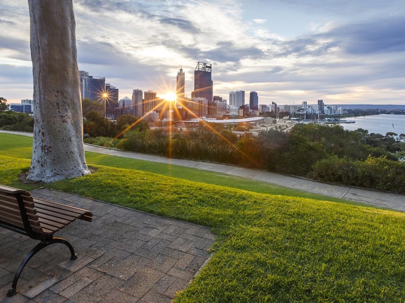 Crowne Plaza Perth 5