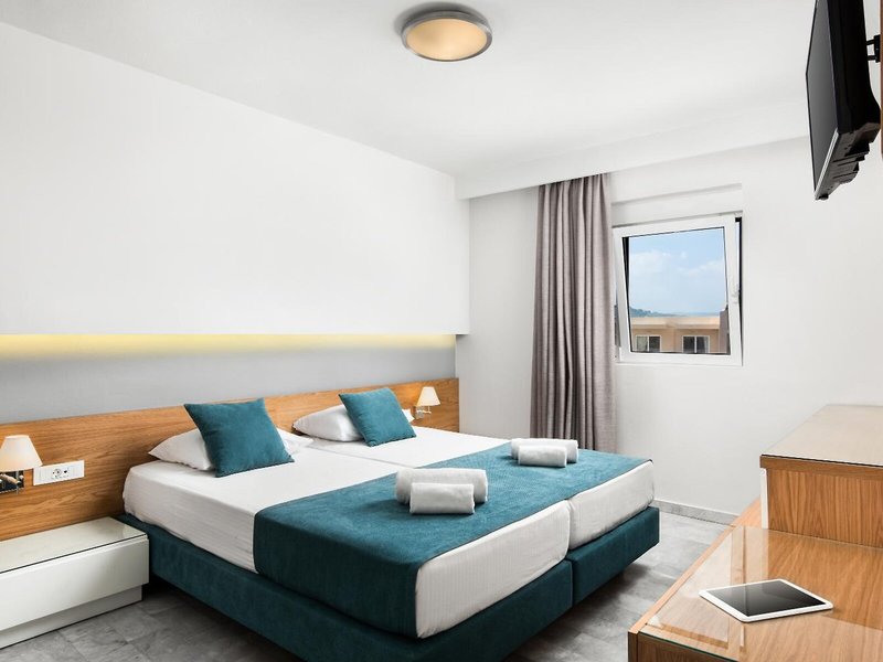 Maleme Mare Beachside Hotel 32