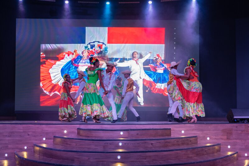 Caribe Deluxe Princess 82