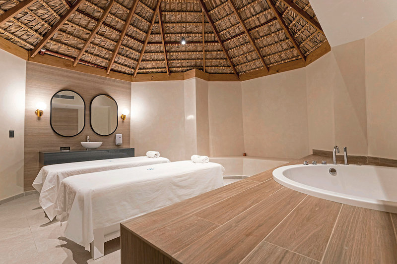 Caribe Deluxe Princess 18