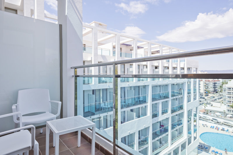 Best Mediterráneo 14