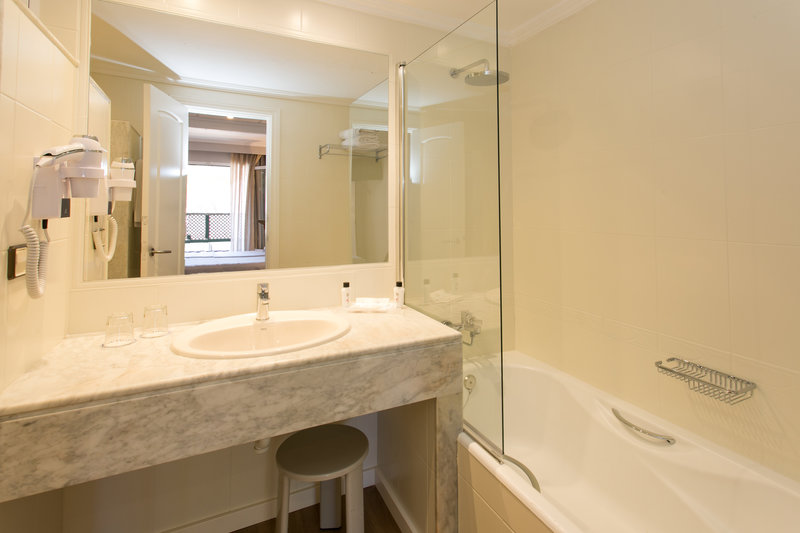 Minura Cala Galdana 13