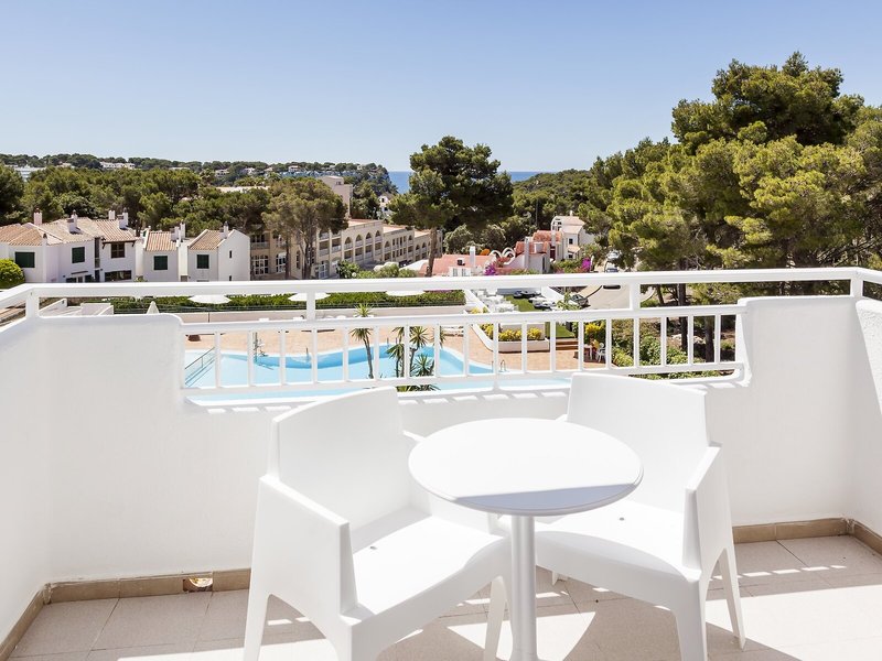 Hotel ILUNION Menorca 26