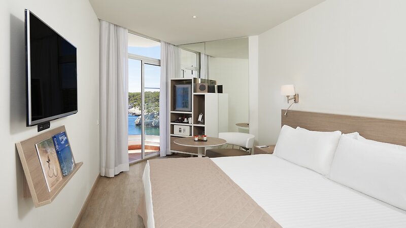 Melia Cala Galdana 5