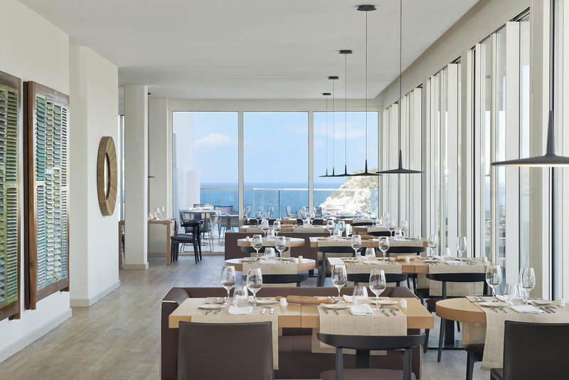 Meliá Cala Galdana 8