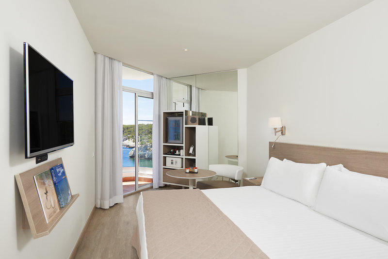 Meliá Cala Galdana 13