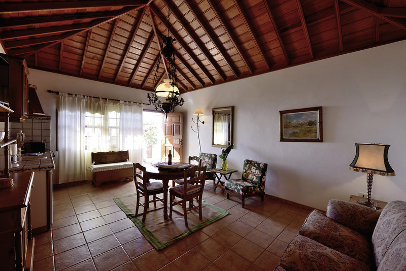 Mari Villa 9 - Room Example