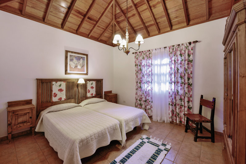 Mari Villa 10 - Room Example