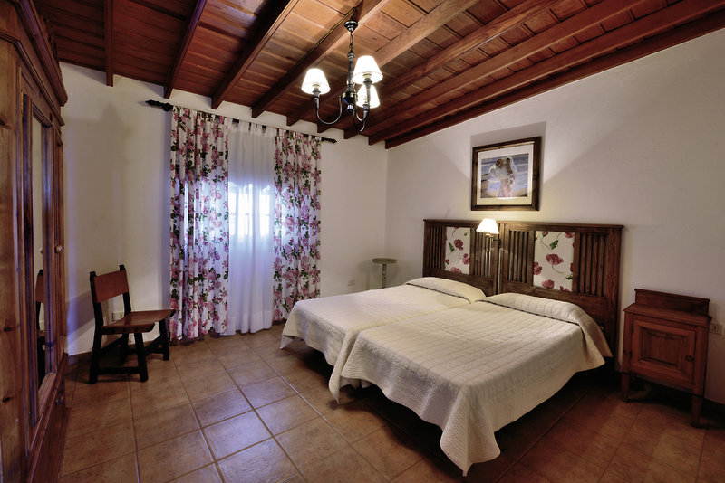 Mari Villa 11 - Room Example