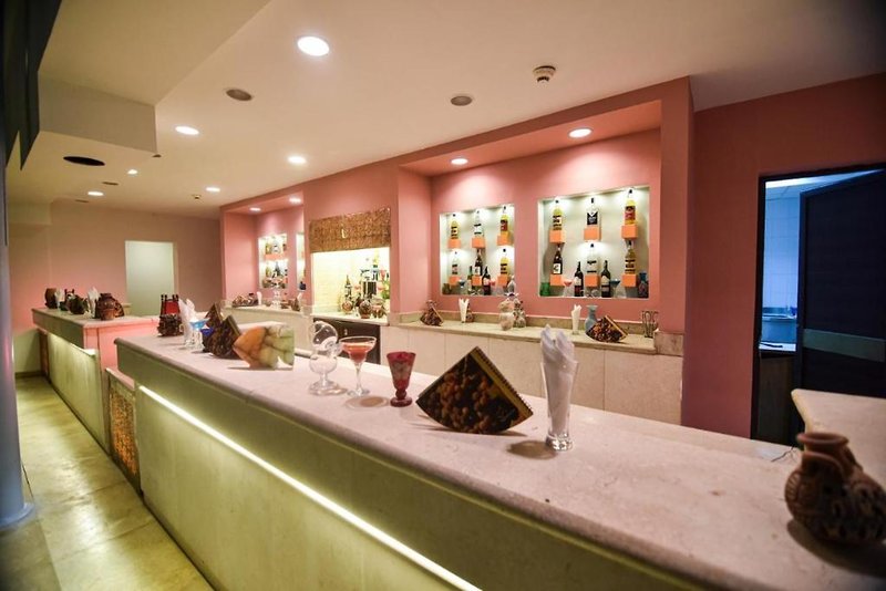 MG Alexander The Great Hotel 1