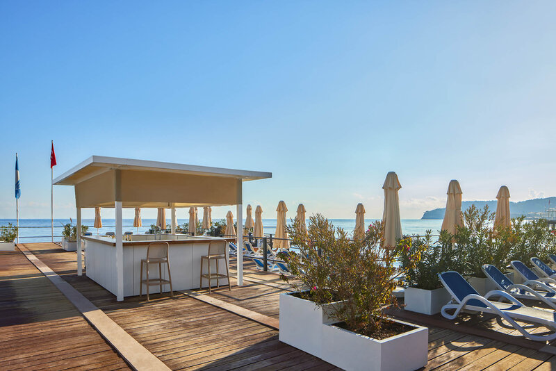 Akra Kemer 32