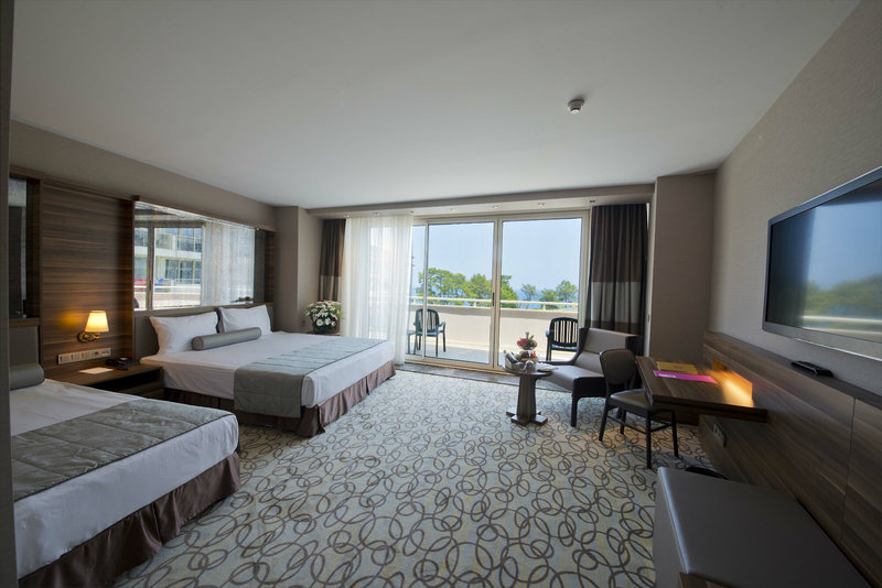 Akra Kemer 10