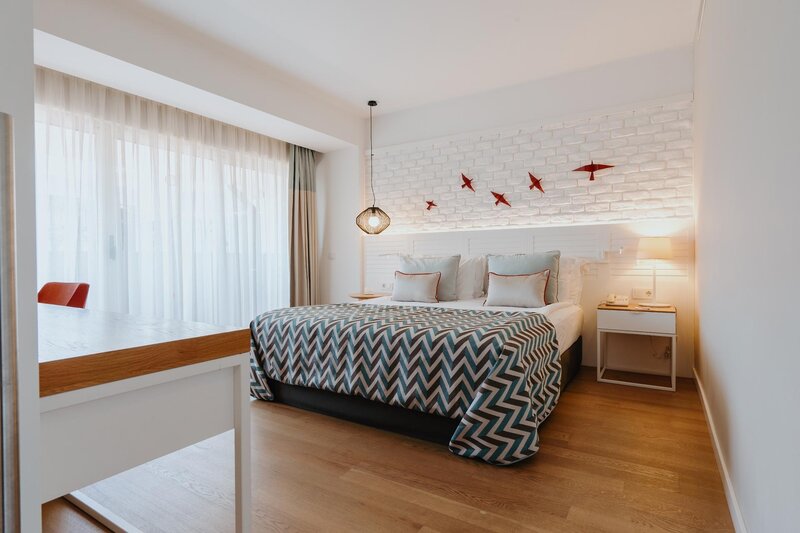 Akra Kemer 67