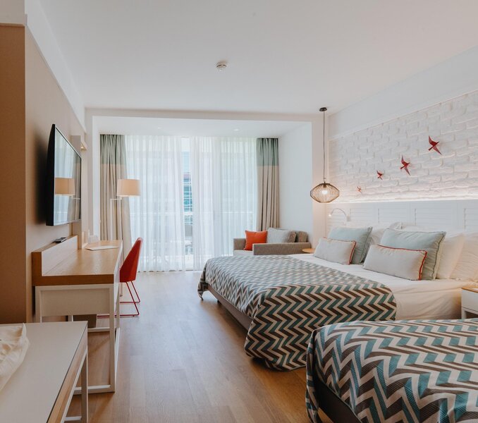Akra Kemer 69
