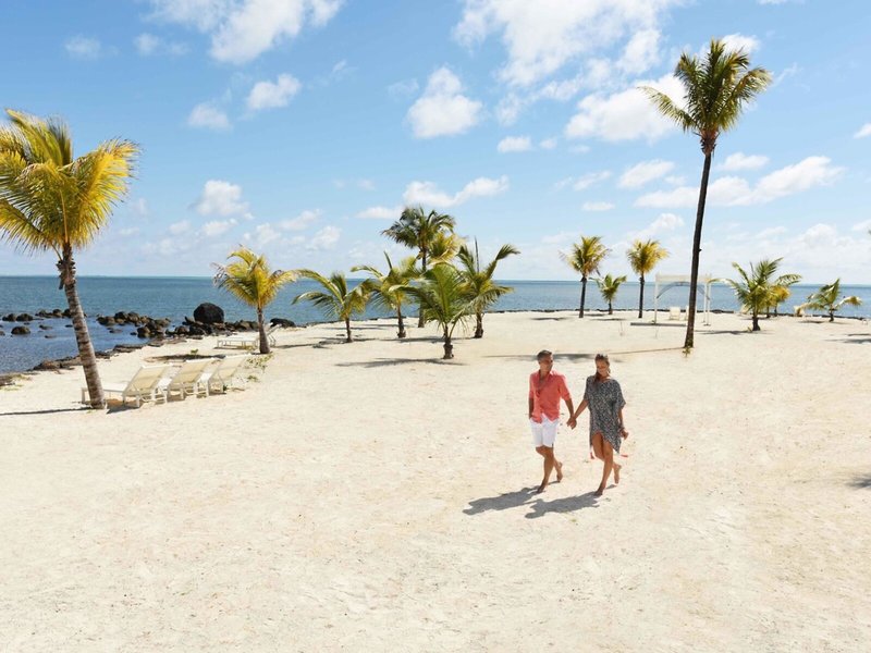 Radisson Blu Azuri Resort & Spa, Mauritius 10 - Beach