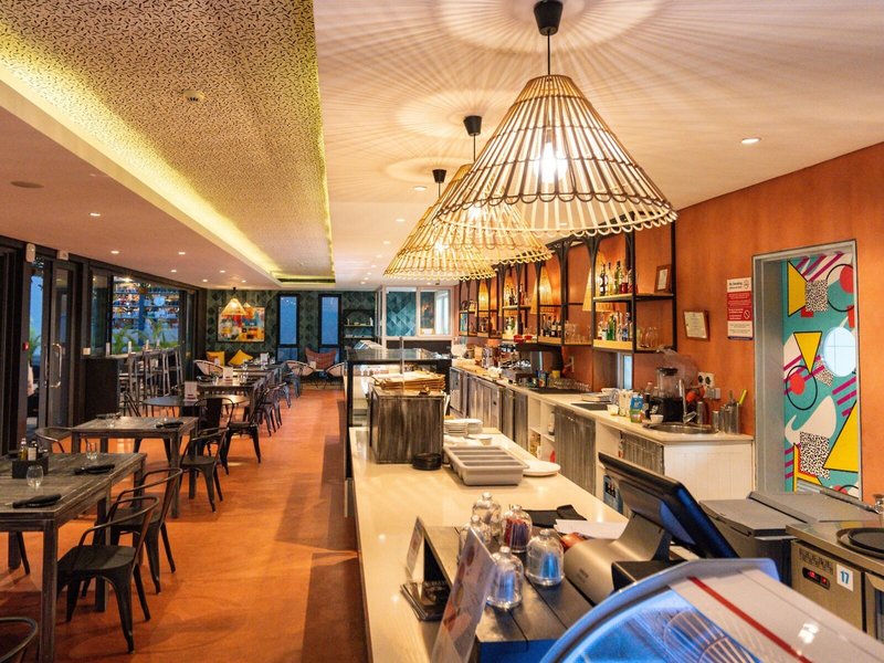 Radisson Blu Azuri Resort & Spa, Mauritius 36 - Restaurant