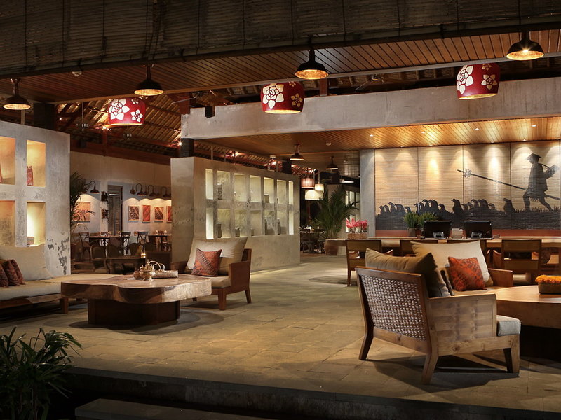 Alaya Resort Ubud 10