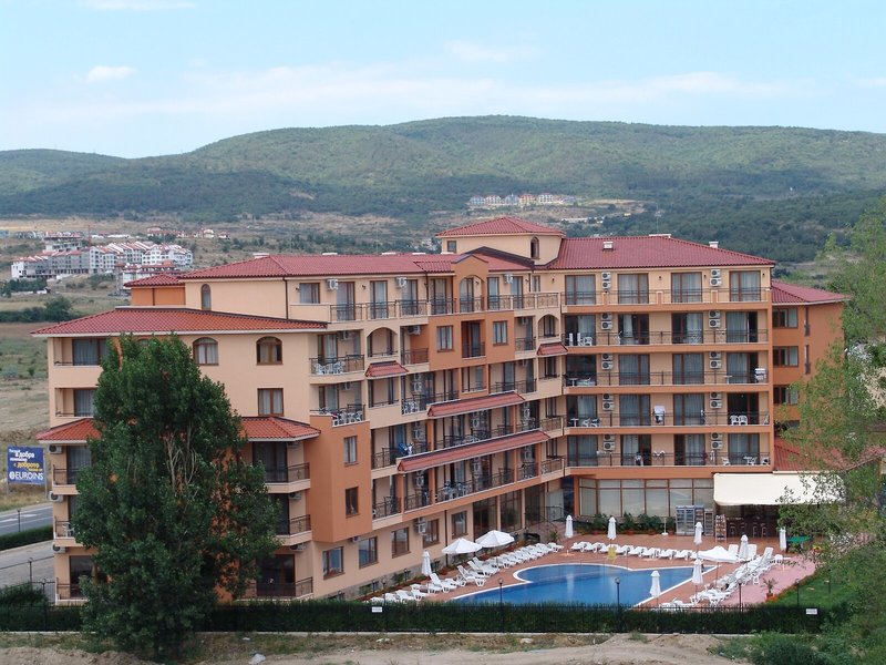 Happy Aparthotel & Spa 2