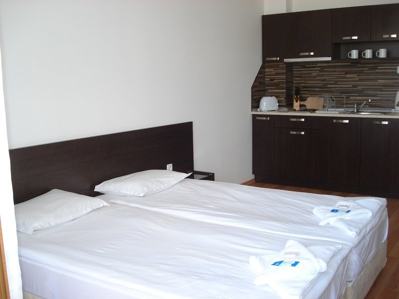 Happy Aparthotel & Spa 26