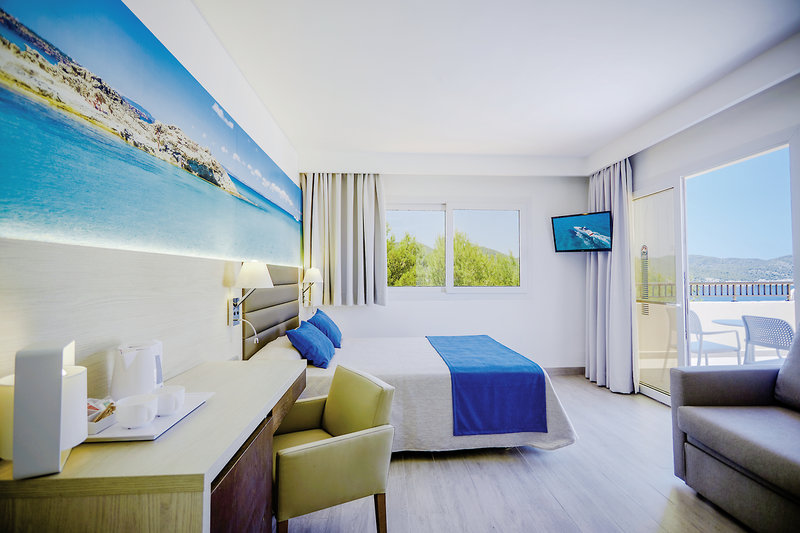 Invisa Hotel Club Cala Blanca 9