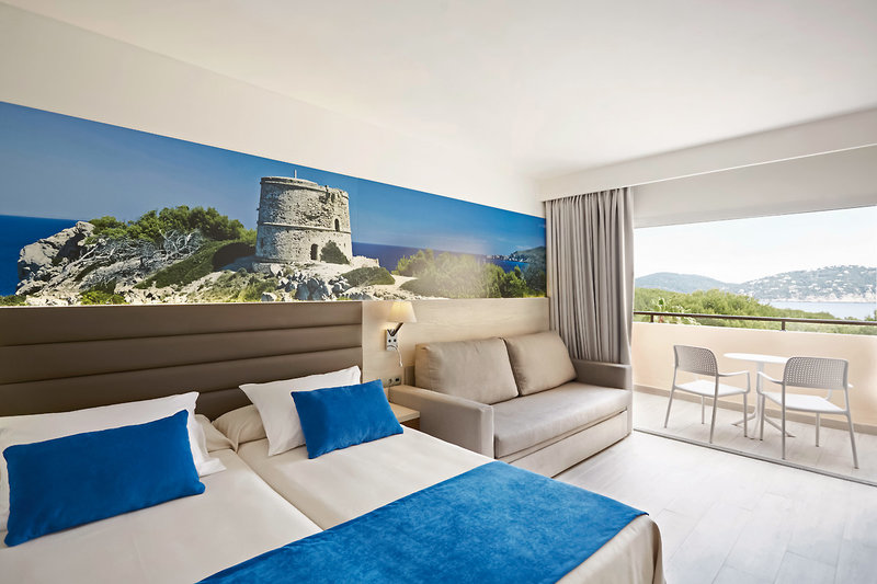 Invisa Hotel Club Cala Blanca 11
