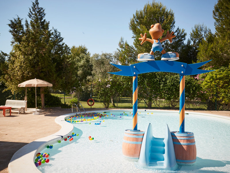 Invisa Hotel Club Cala Blanca 31