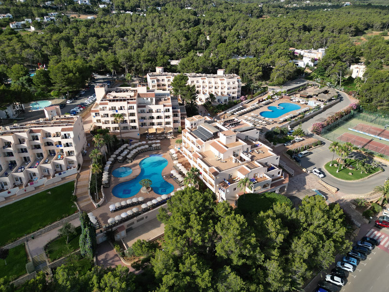 Invisa Hotel Club Cala Blanca 2
