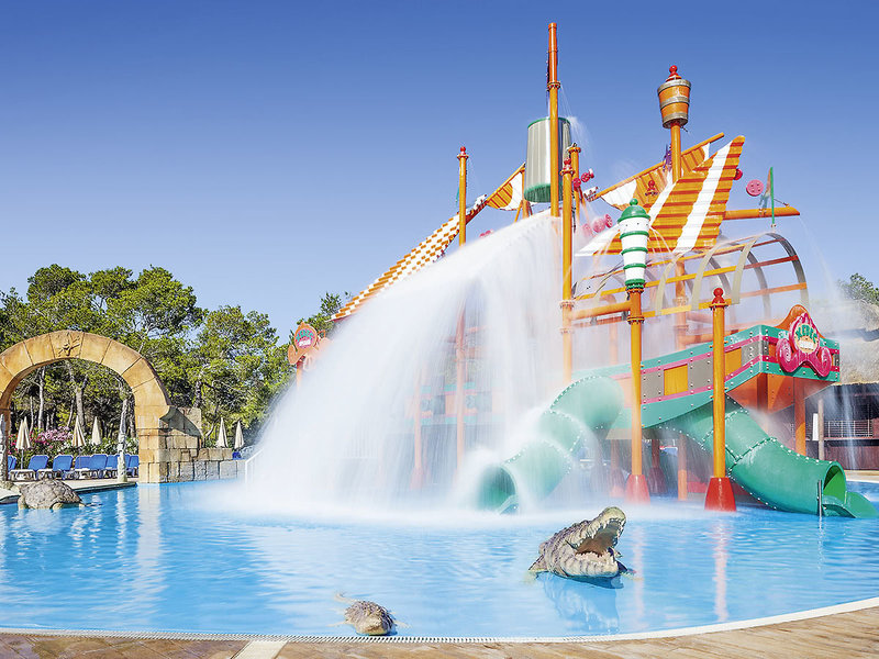 Invisa Hotel Cala Blanca 2
