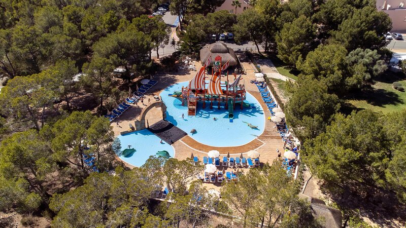 Invisa Hotel Cala Blanca 41