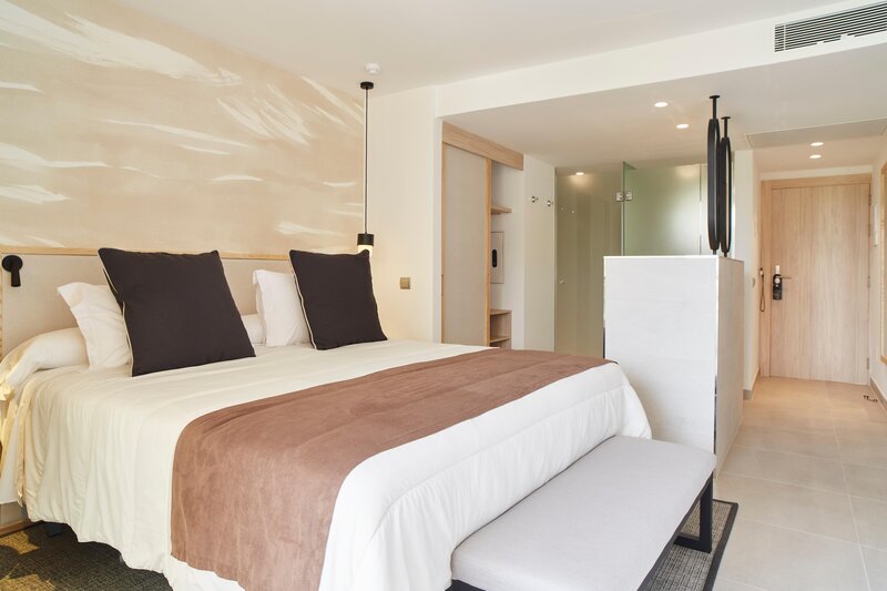 Invisa Club Cala Blanca 56 - Room Example