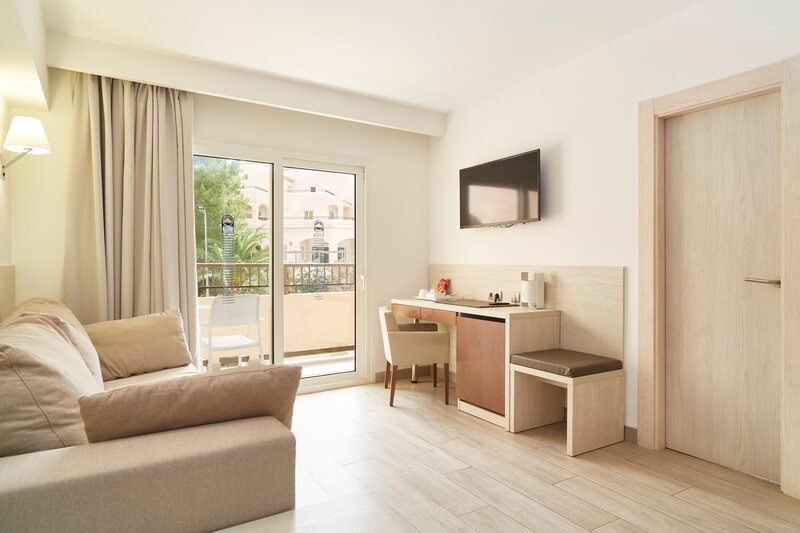 Invisa Club Cala Blanca 57 - Room Example