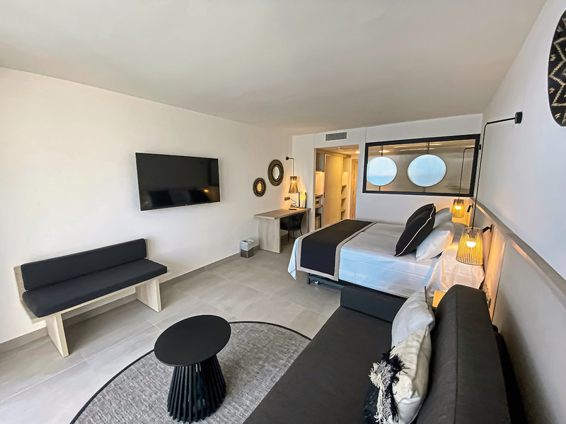 Invisa Hotel Club Cala Verde 26